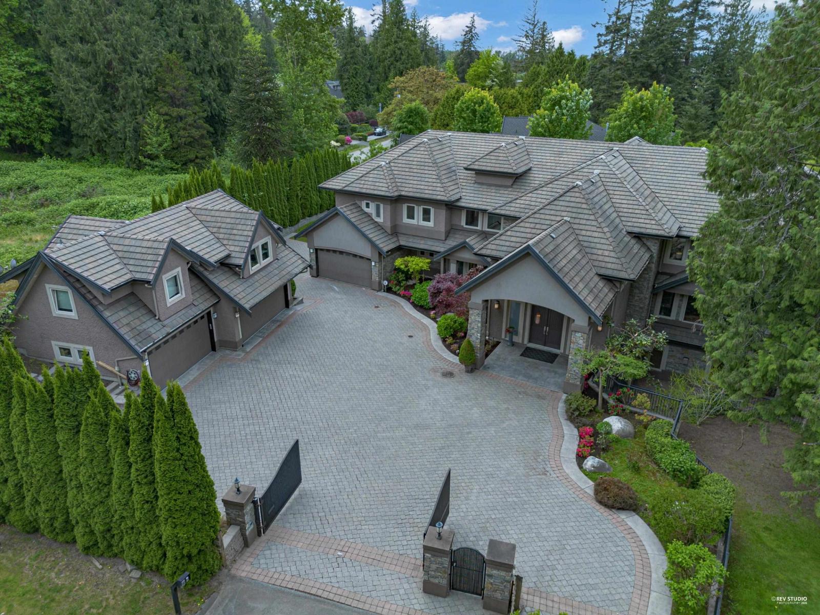 3575 140 Street, Surrey, British Columbia  V4P 2B1 - Photo 2 - R3121601