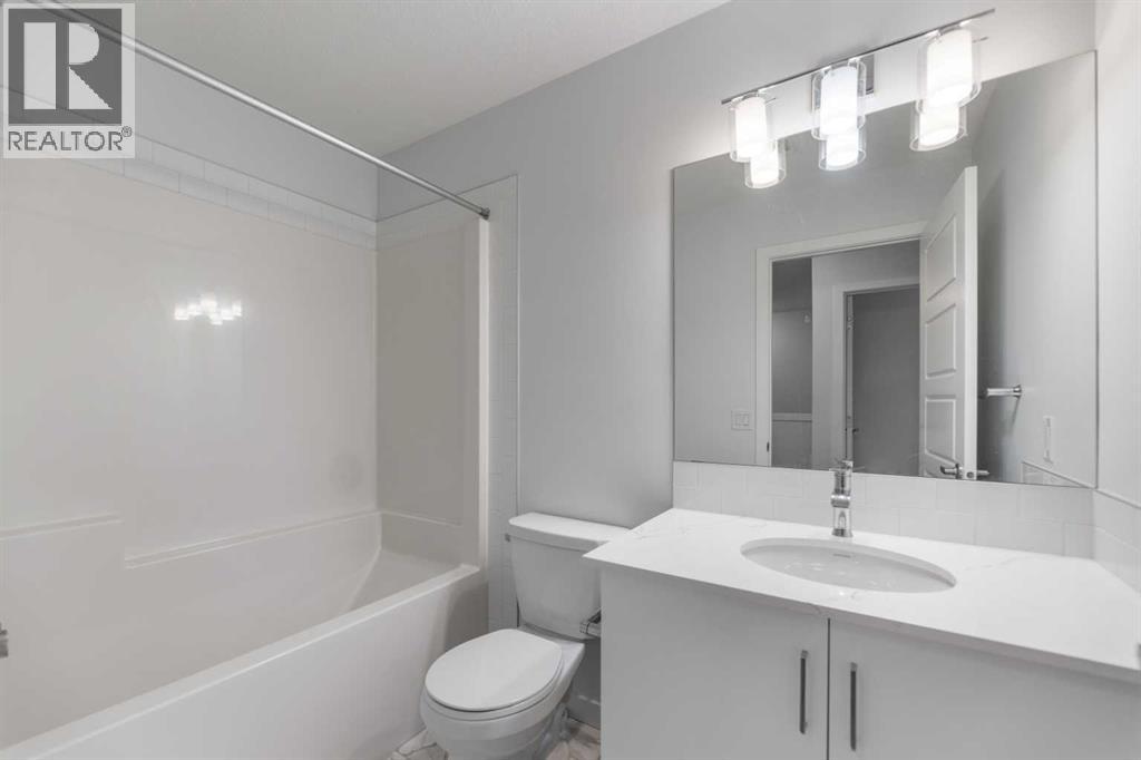 137, 137 Red Embers Link NE, Calgary, Alberta  T3N 2G4 - Photo 21 - A2273793