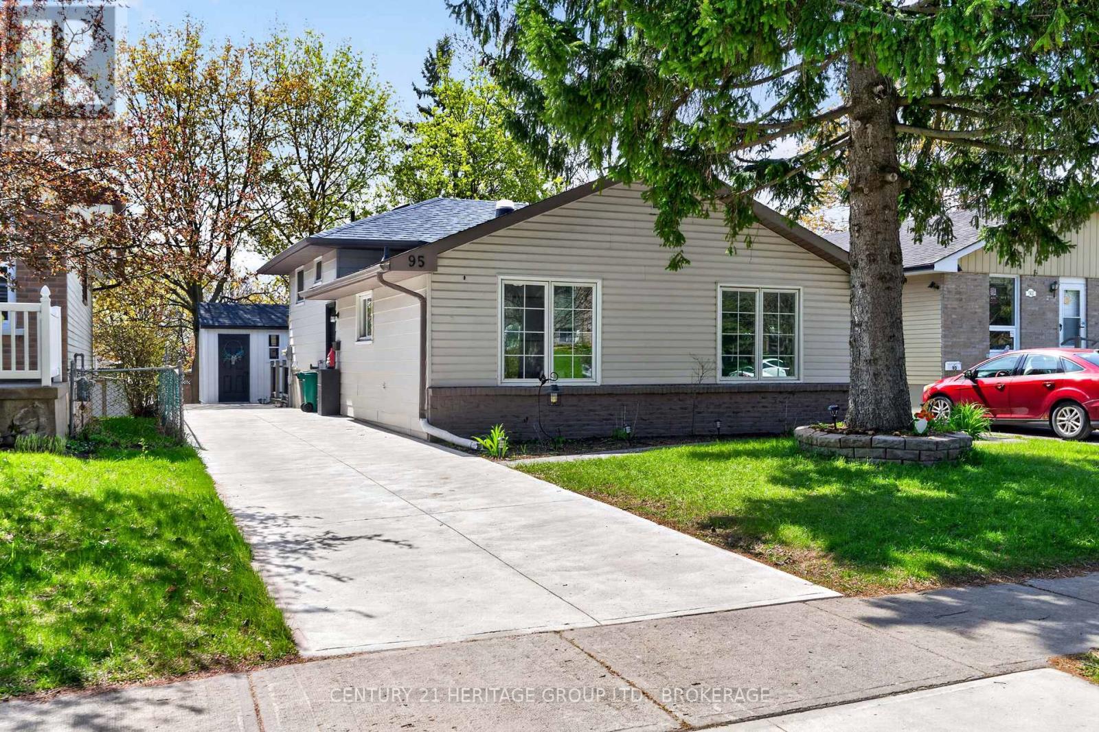 95 Virginia Drive, Kingston, Ontario  K7K 5Y3 - Photo 1 - X13111026