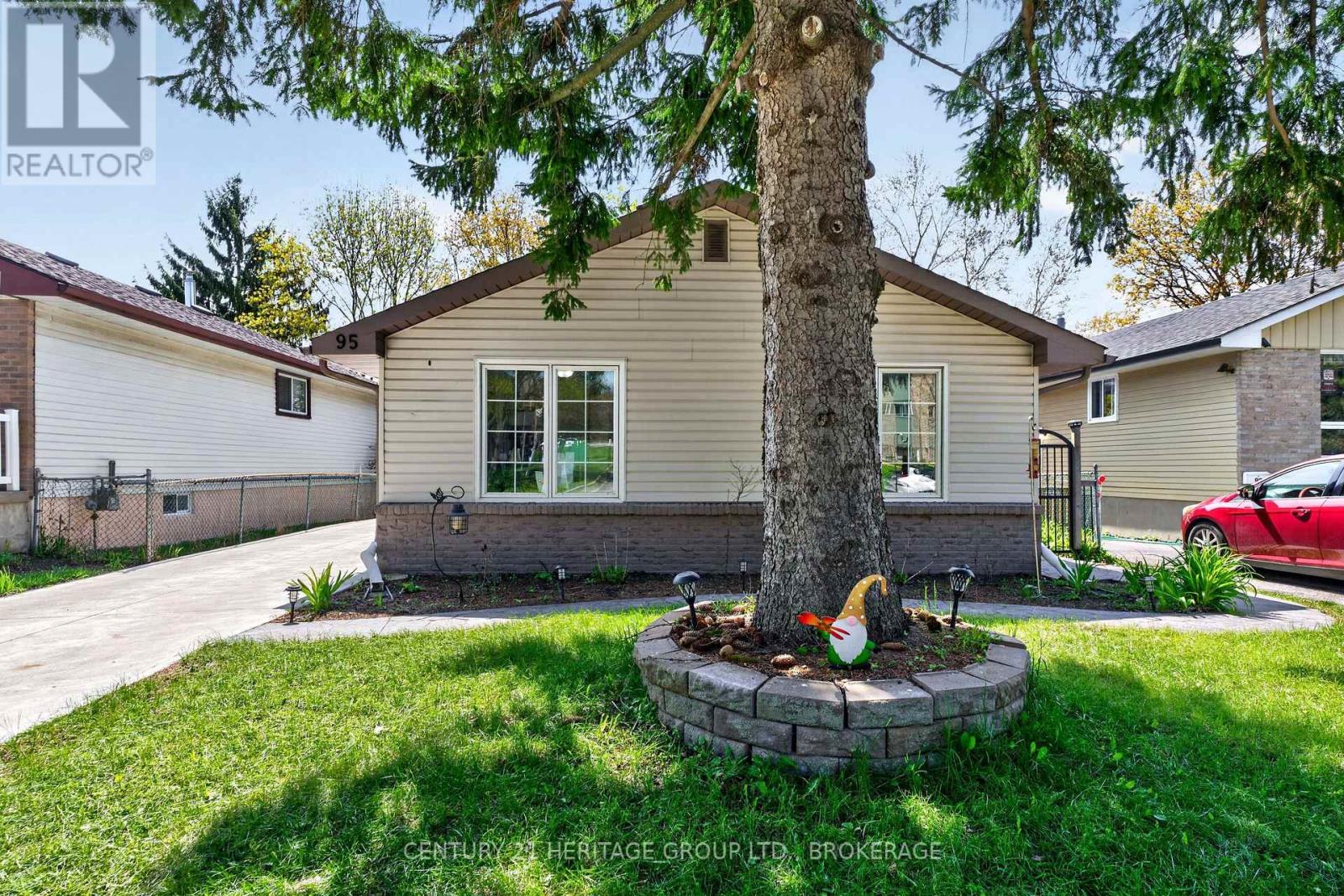95 Virginia Drive, Kingston, Ontario  K7K 5Y3 - Photo 3 - X13111026