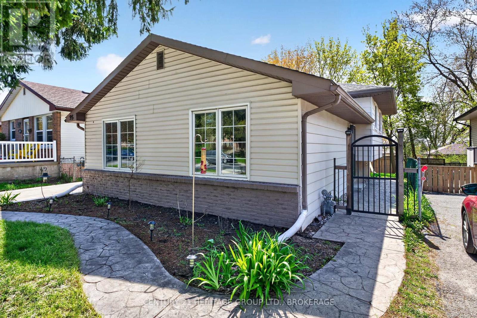 95 Virginia Drive, Kingston, Ontario  K7K 5Y3 - Photo 4 - X13111026