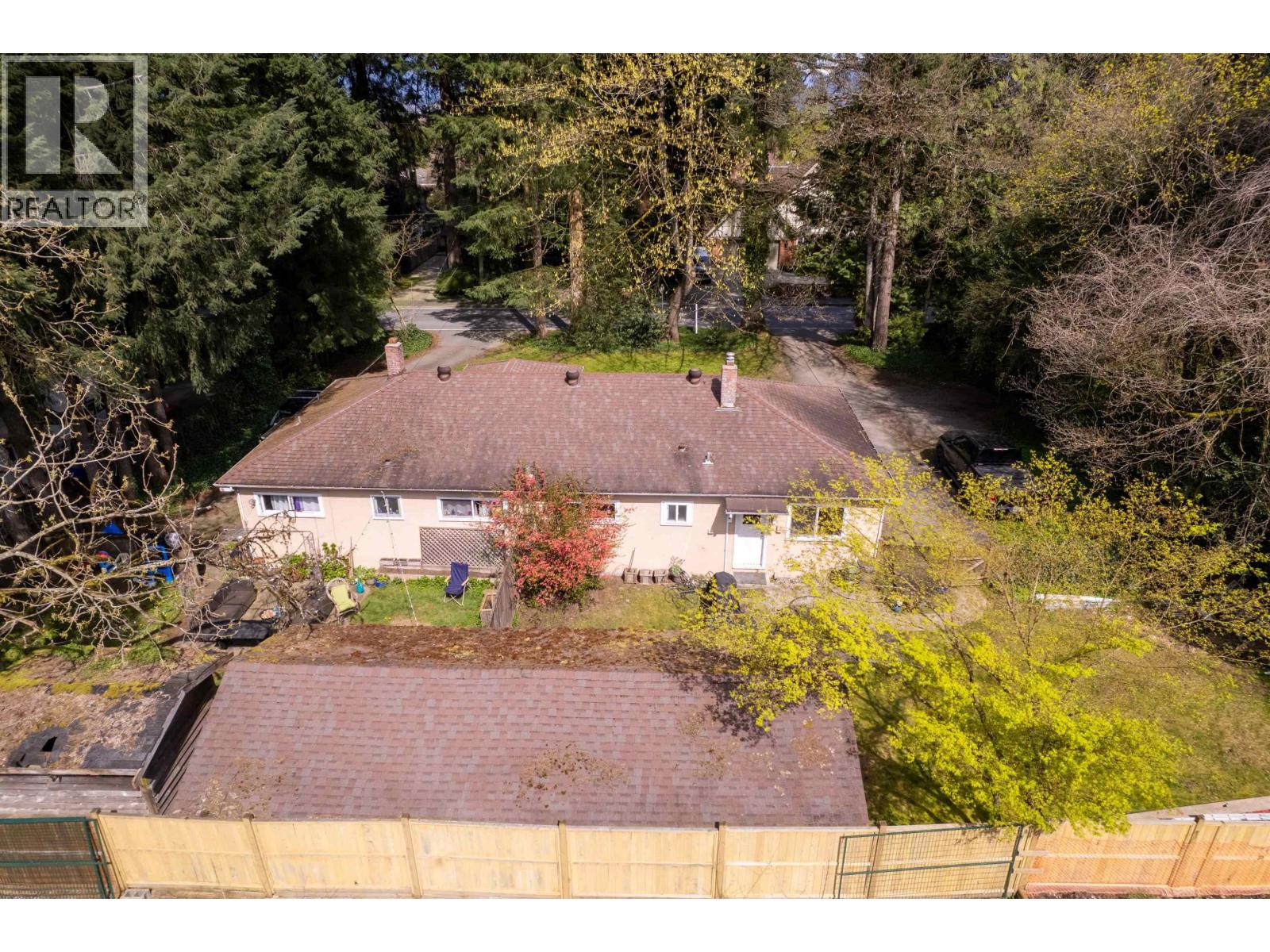 21310 124 Avenue, Maple Ridge, British Columbia  V2X 4G9 - Photo 11 - R3102112