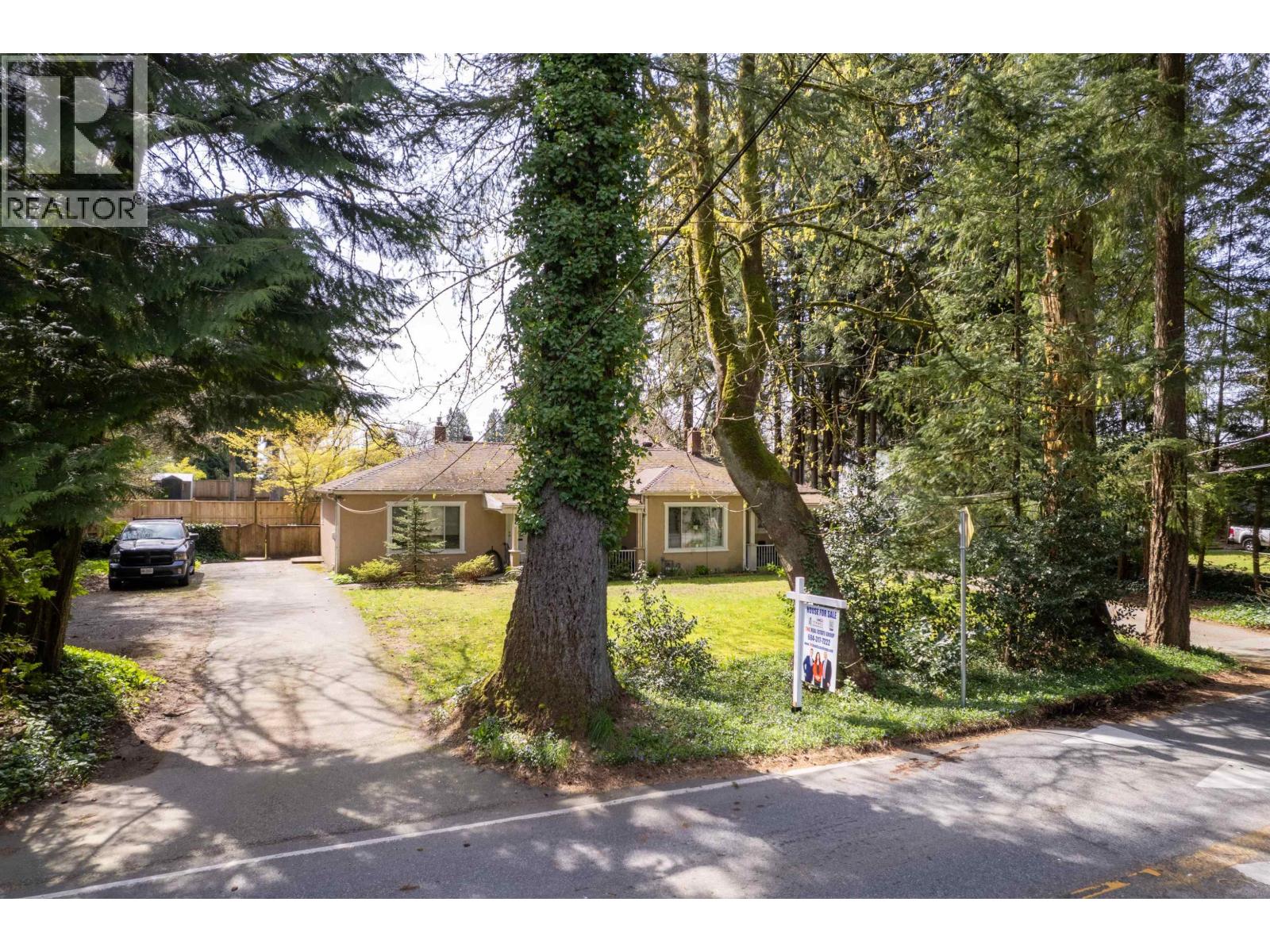 21310 124 Avenue, Maple Ridge, British Columbia  V2X 4G9 - Photo 5 - R3102112