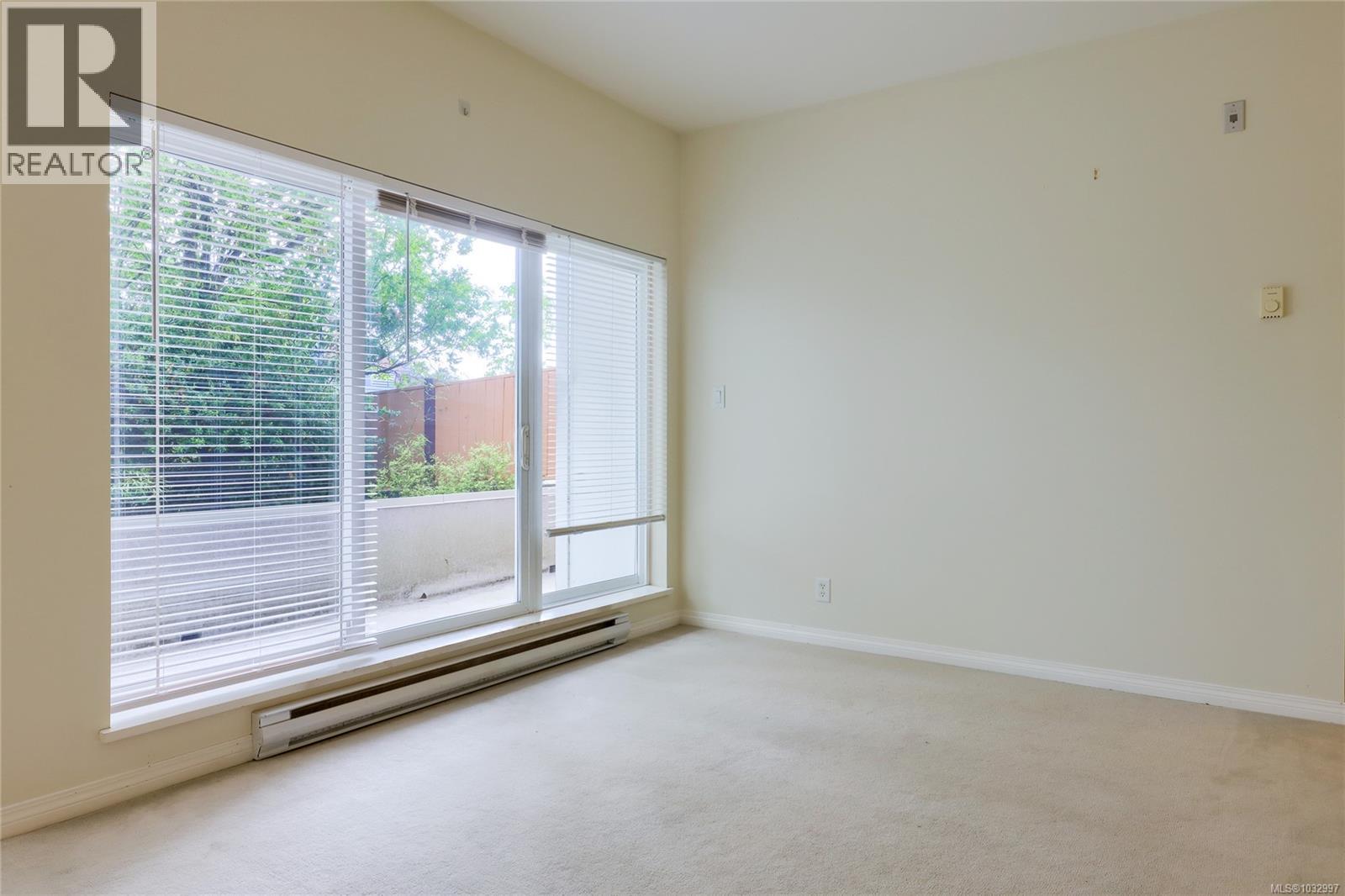 207 1550 Church Ave, Saanich, British Columbia  V8P 2H1 - Photo 7 - 1032997
