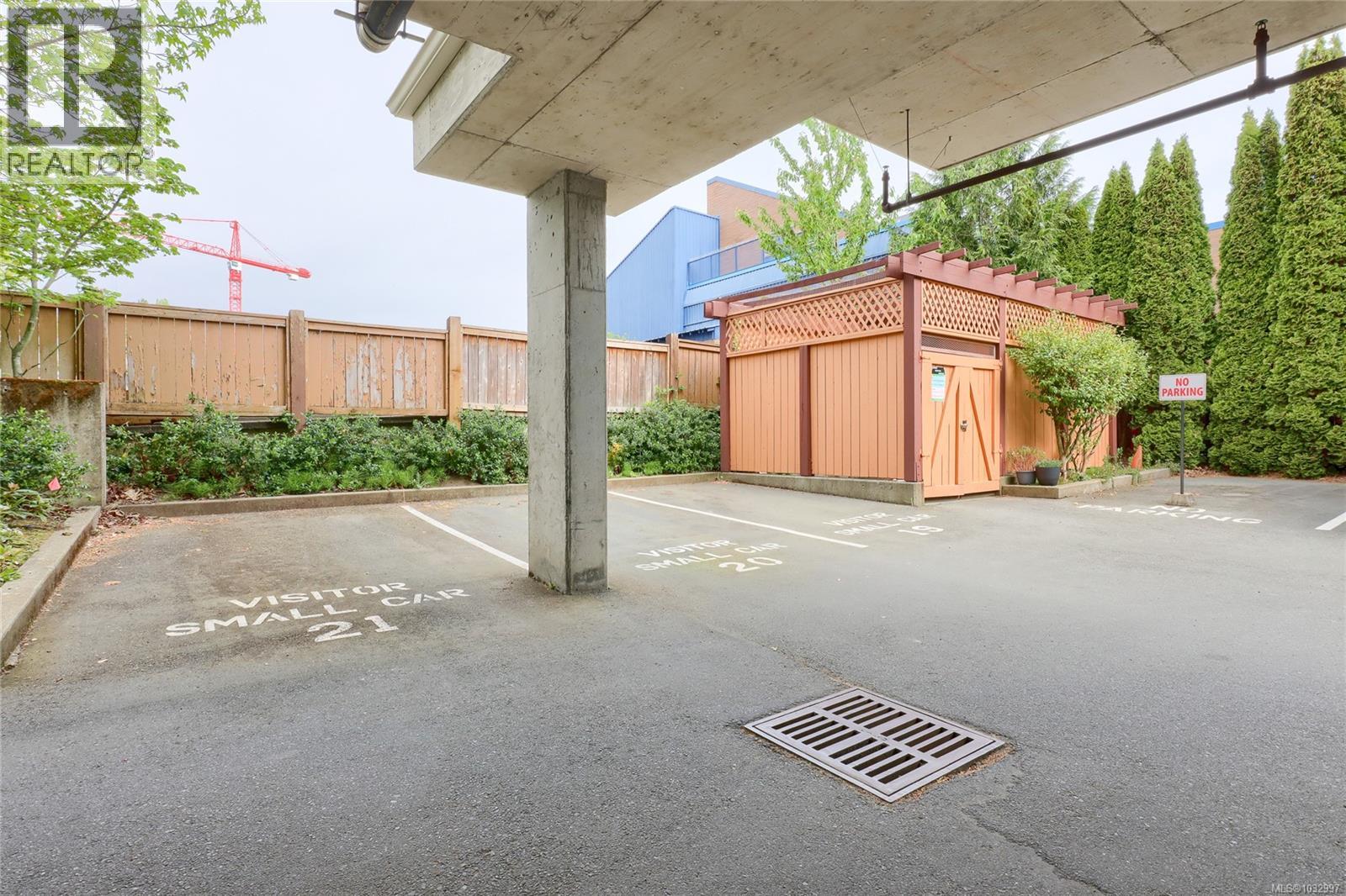 207 1550 Church Ave, Saanich, British Columbia  V8P 2H1 - Photo 22 - 1032997