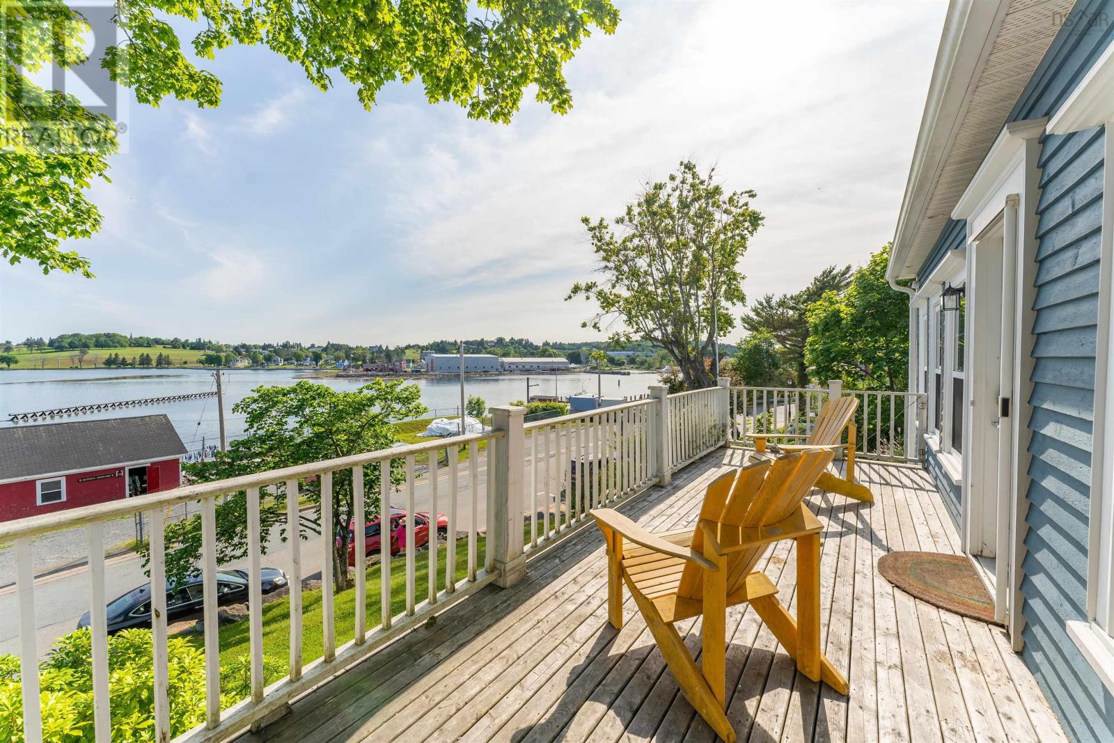 44 Montague Street, Lunenburg, Nova Scotia  B0J 2C0 - Photo 1 - 202606231
