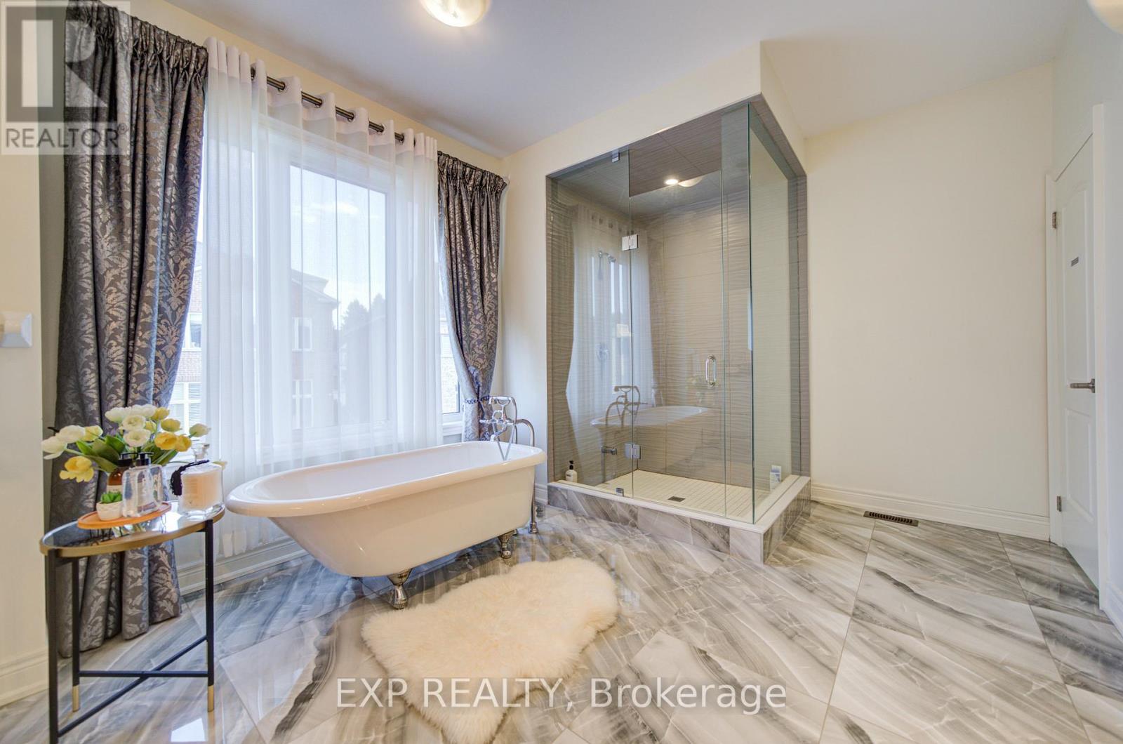 163 Hillsview Drive, Richmond Hill, Ontario  L4C 2R4 - Photo 32 - N13110978