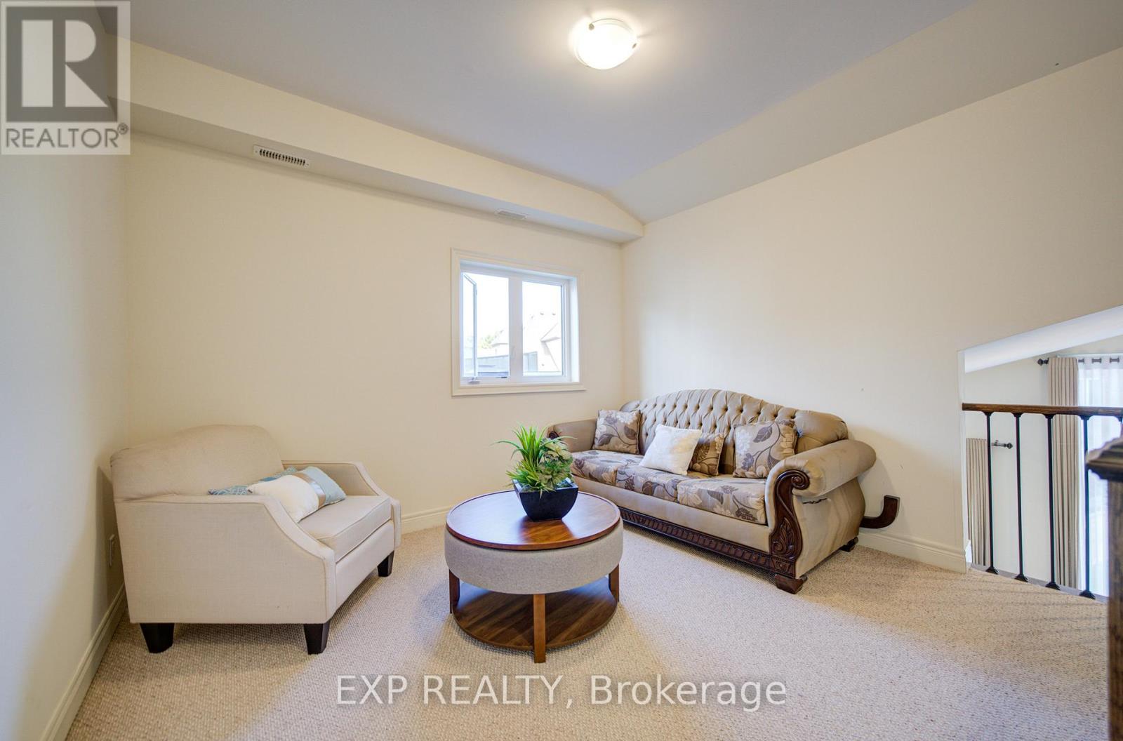 163 Hillsview Drive, Richmond Hill, Ontario  L4C 2R4 - Photo 35 - N13110978