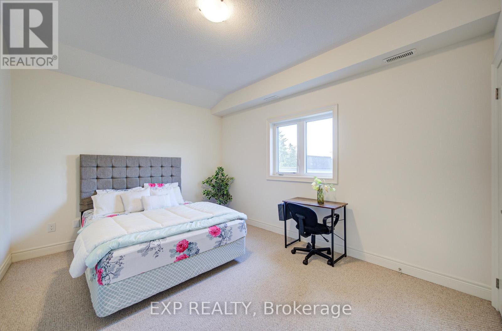 163 Hillsview Drive, Richmond Hill, Ontario  L4C 2R4 - Photo 39 - N13110978