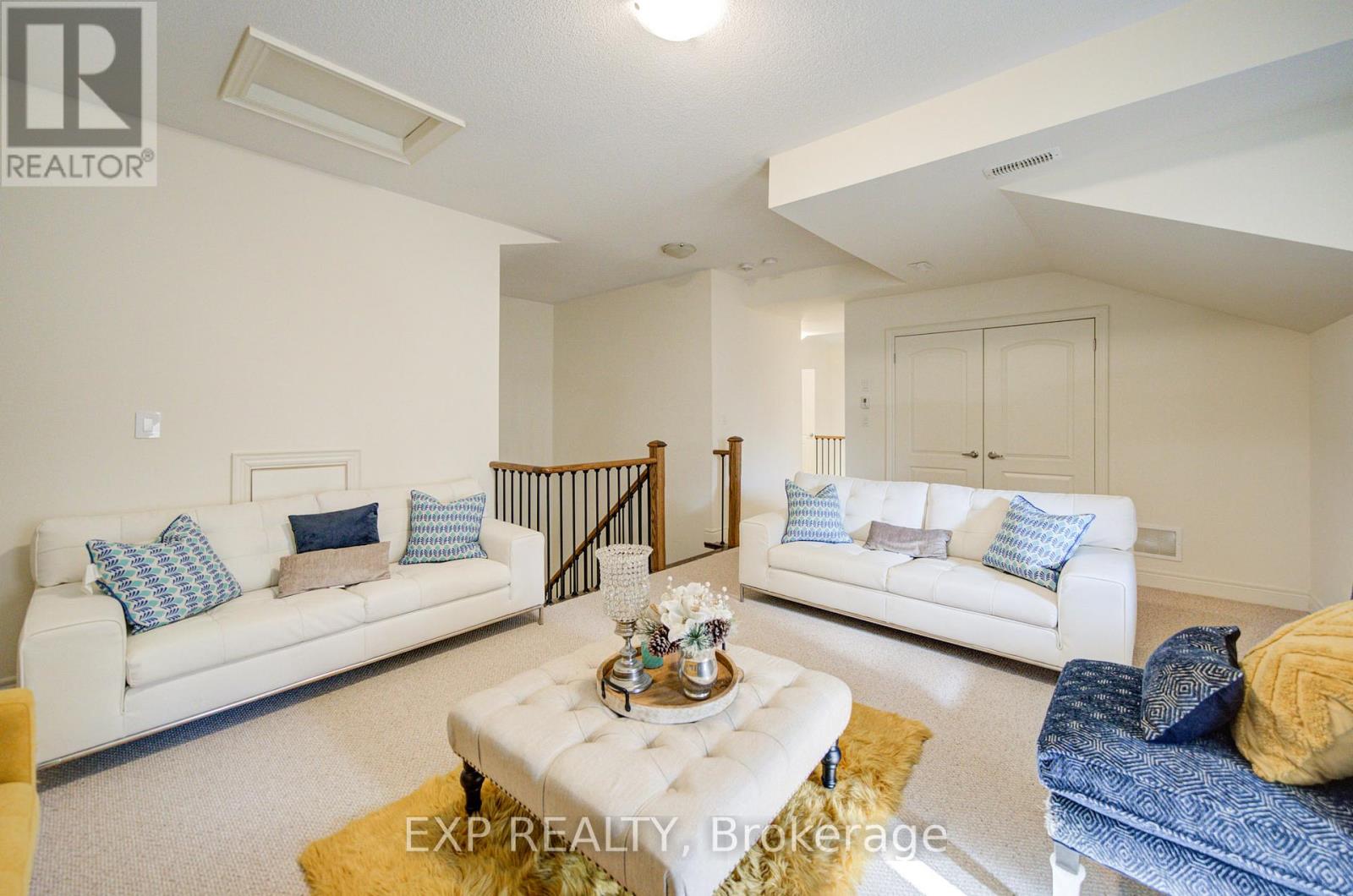 163 Hillsview Drive, Richmond Hill, Ontario  L4C 2R4 - Photo 40 - N13110978