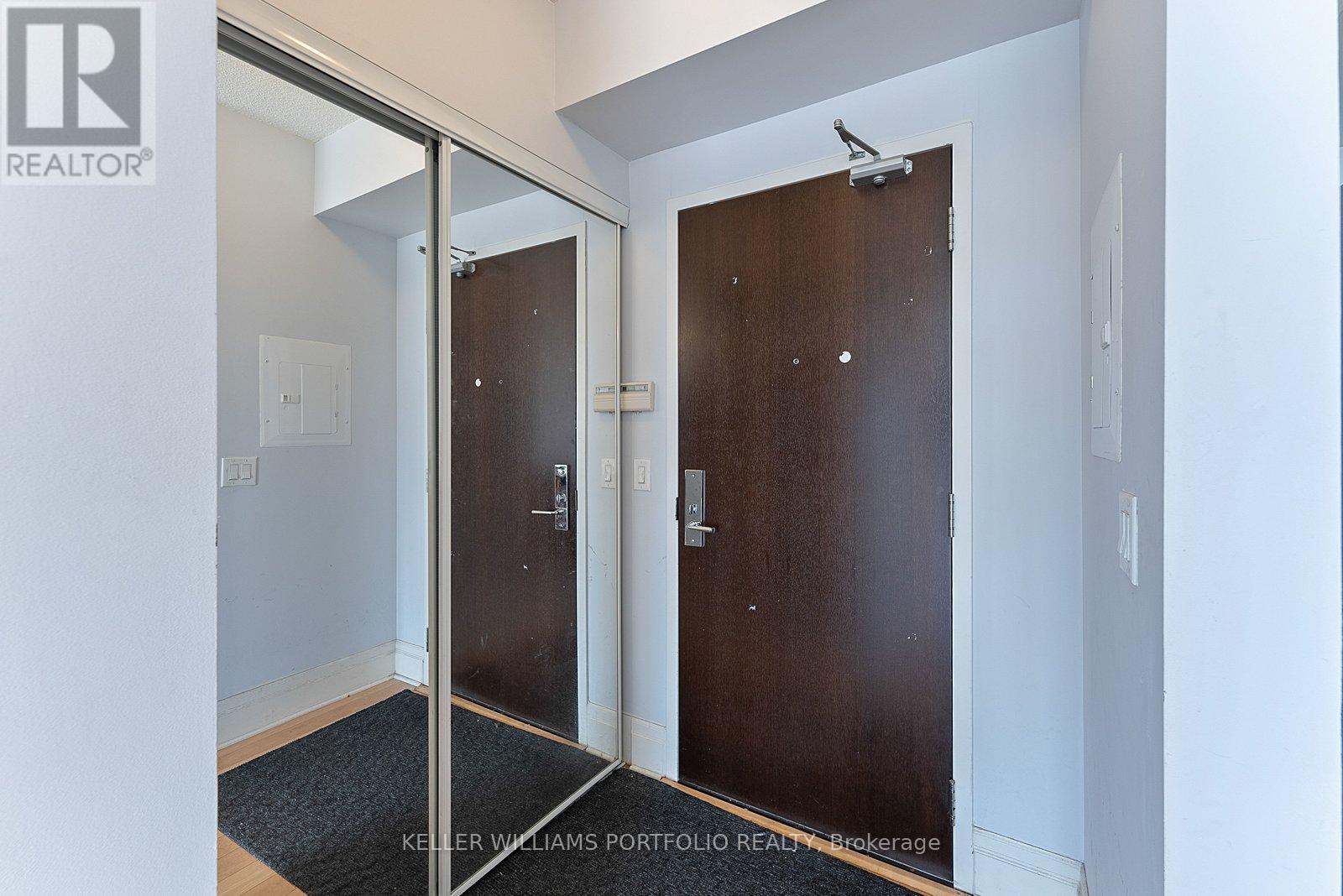 607 - 39 Upper Duke Crescent, Markham, Ontario  L6G 0B8 - Photo 3 - N13110982
