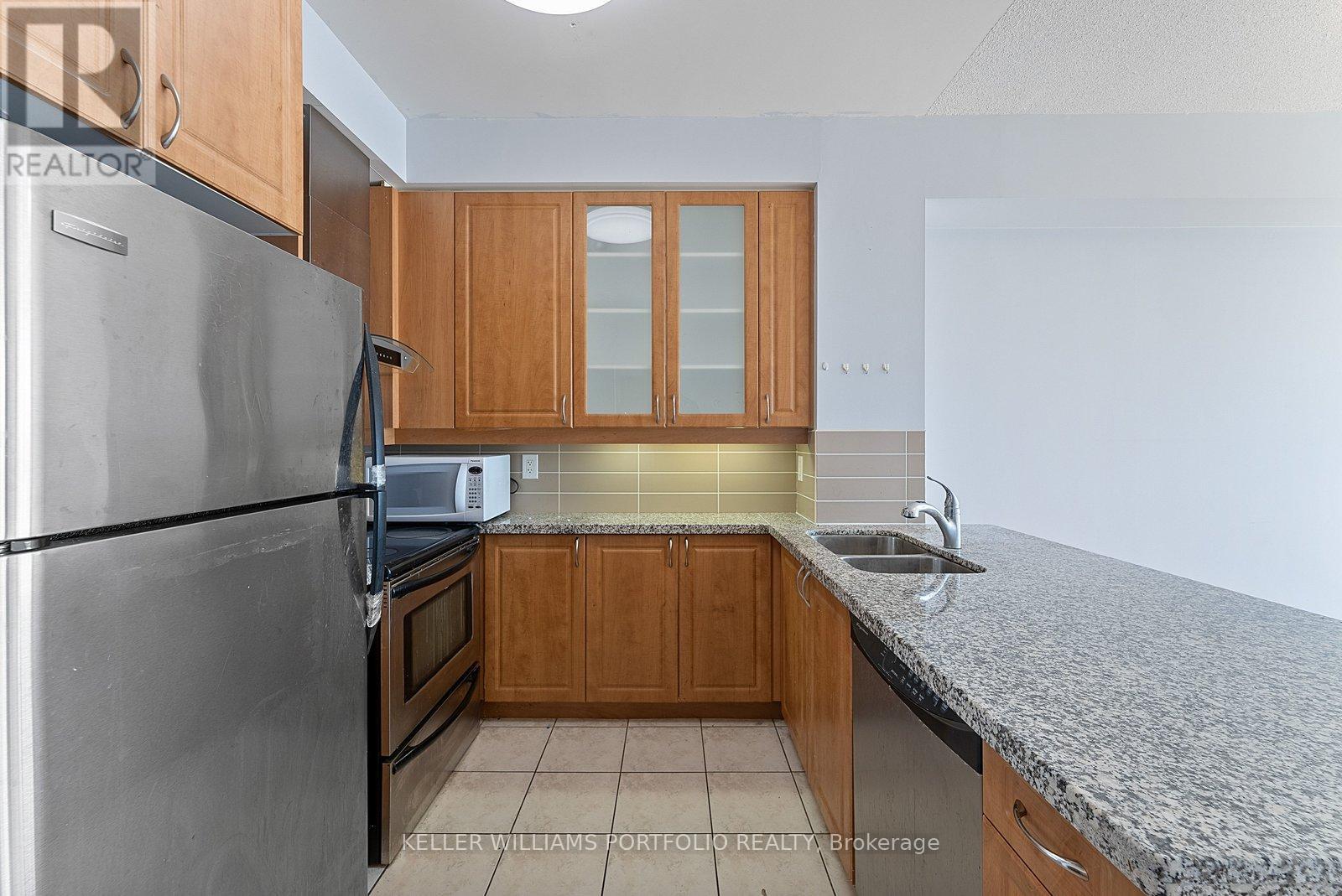 607 - 39 Upper Duke Crescent, Markham, Ontario  L6G 0B8 - Photo 4 - N13110982