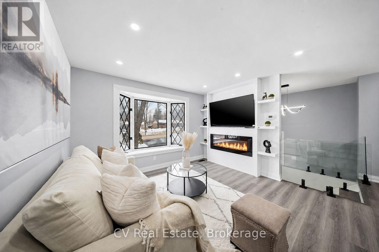 3866 Dixon Road, Innisfil, Ontario  L9S 2R9 - Photo 18 - N13111008