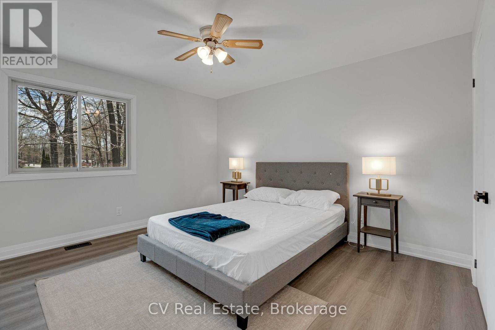 3866 Dixon Road, Innisfil, Ontario  L9S 2R9 - Photo 22 - N13111008