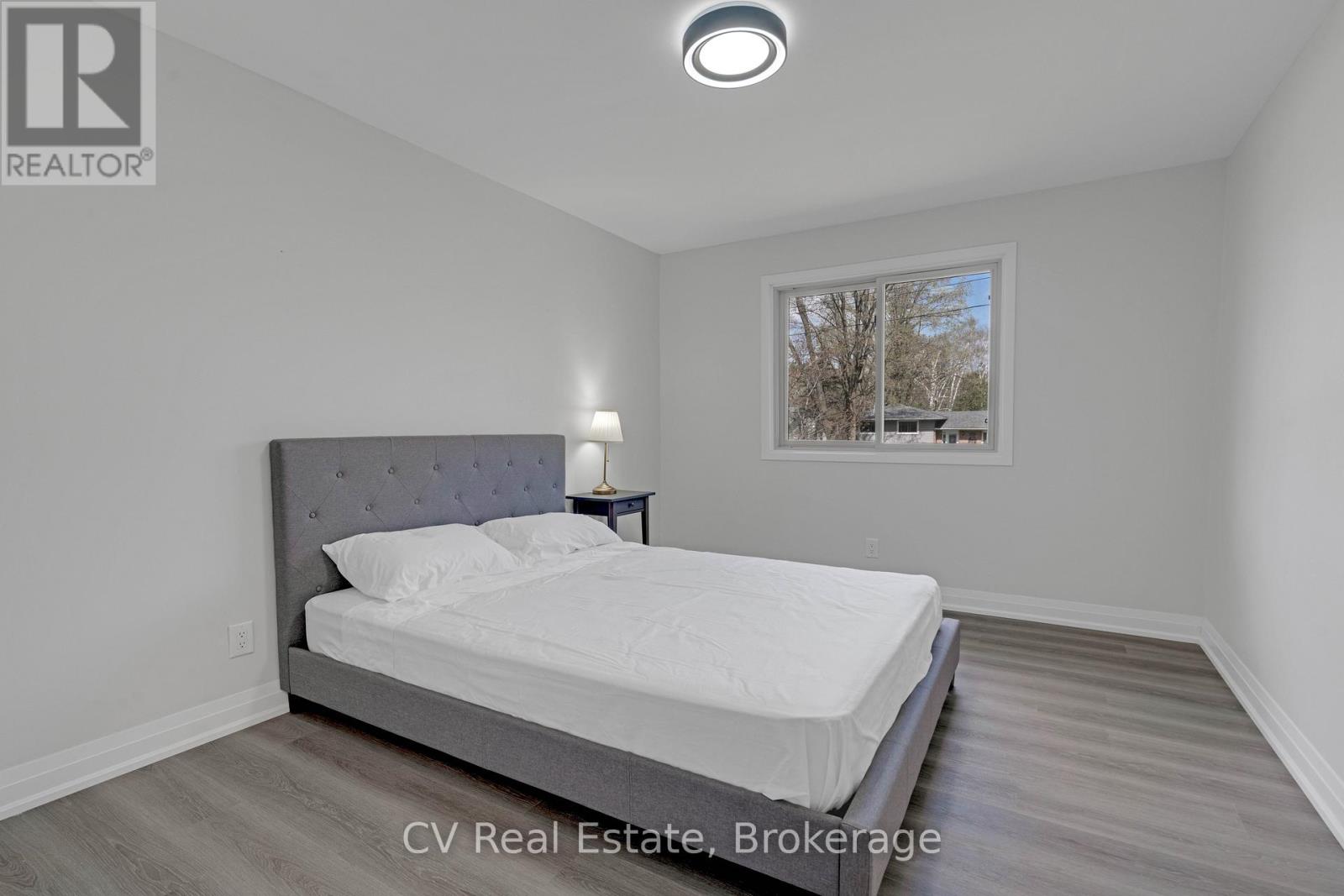 3866 Dixon Road, Innisfil, Ontario  L9S 2R9 - Photo 27 - N13111008