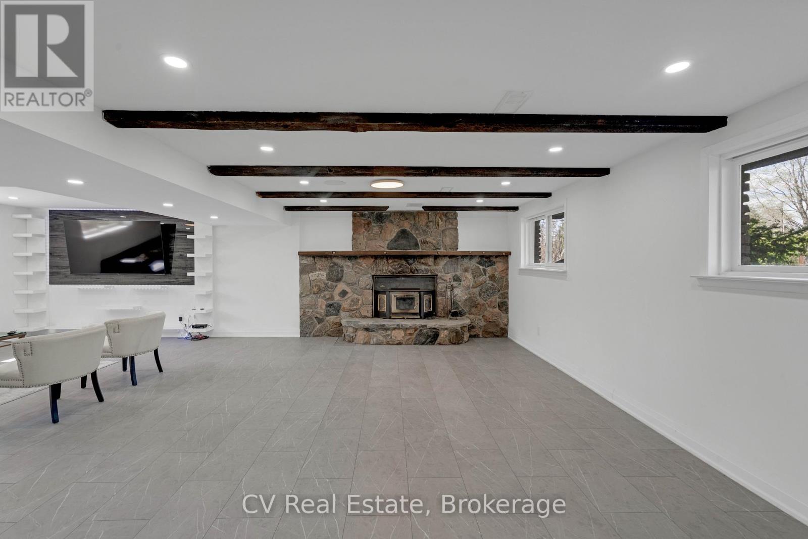 3866 Dixon Road, Innisfil, Ontario  L9S 2R9 - Photo 32 - N13111008