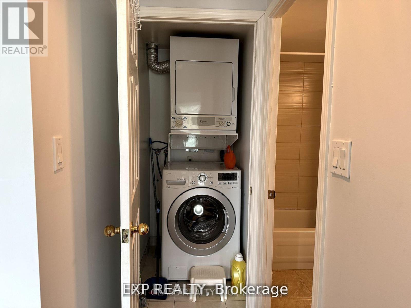 301 - 51 Baffin Crescent, Richmond Hill, Ontario  L4B 4P6 - Photo 13 - N13111038