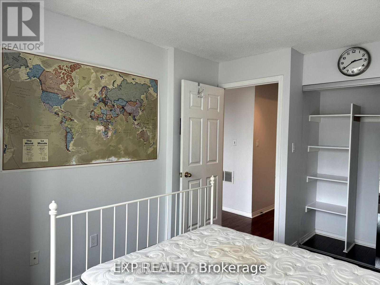 301 - 51 Baffin Crescent, Richmond Hill, Ontario  L4B 4P6 - Photo 7 - N13111038