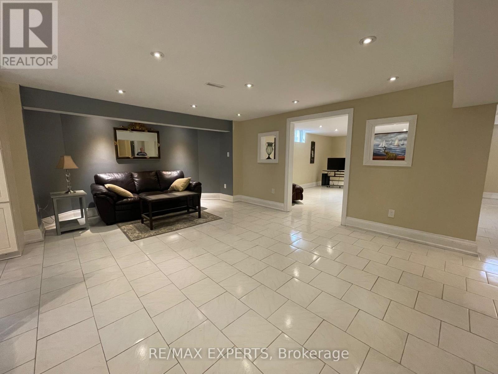 Bsmt - 145 Columbus Avenue, Vaughan, Ontario  L4L 7H1 - Photo 3 - N13111080
