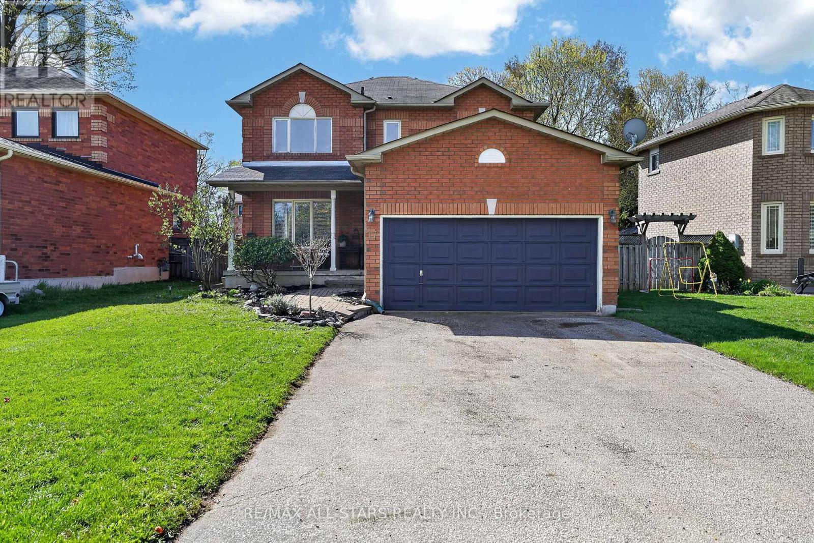 17 Margaret Place, Georgina, Ontario  L4P 3X2 - Photo 4 - N13111110