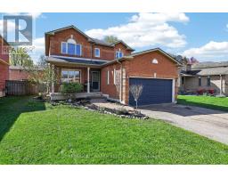 17 MARGARET PLACE, Georgina, Ontario