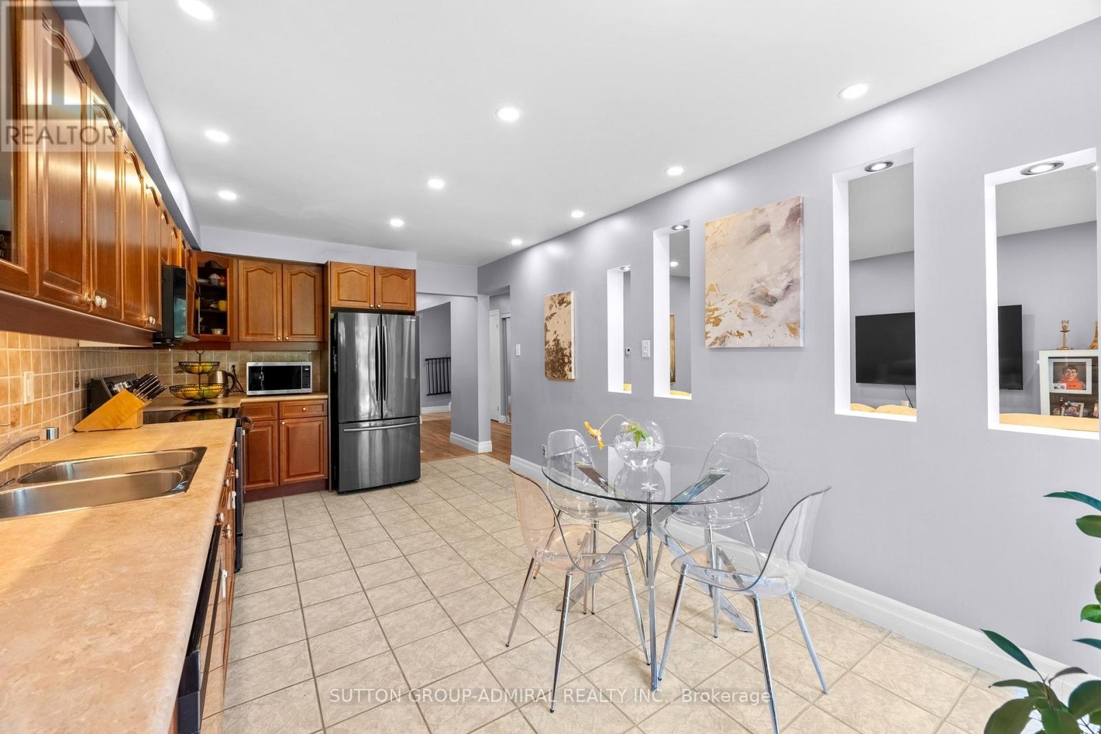 105 Carl Tennen Street, Vaughan, Ontario  L4J 7B9 - Photo 13 - N13111128