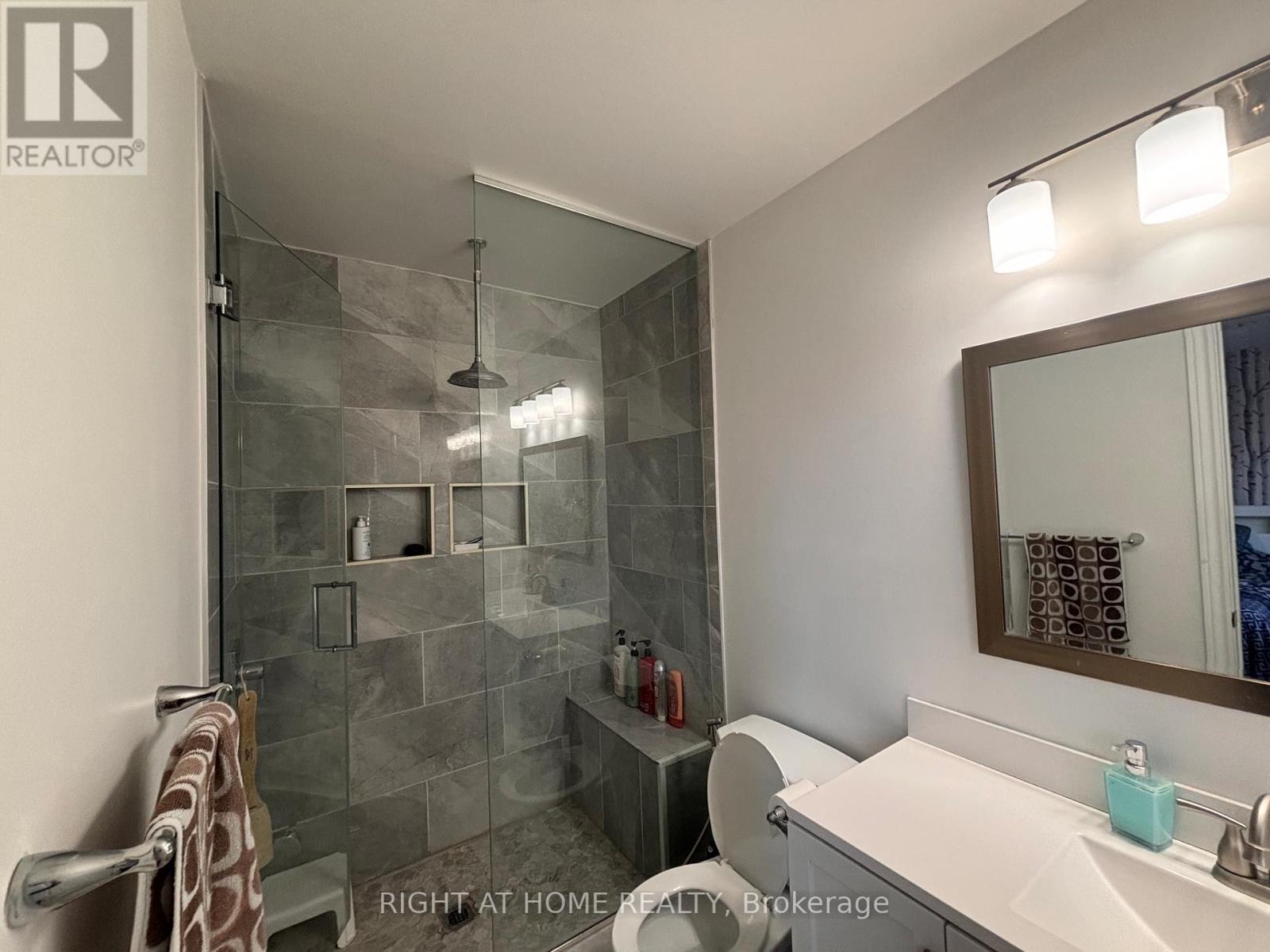 18 Luisa Street, Bradford West Gwillimbury (Bradford), Ontario  L3Z 0P2 - Photo 15 - N13111146