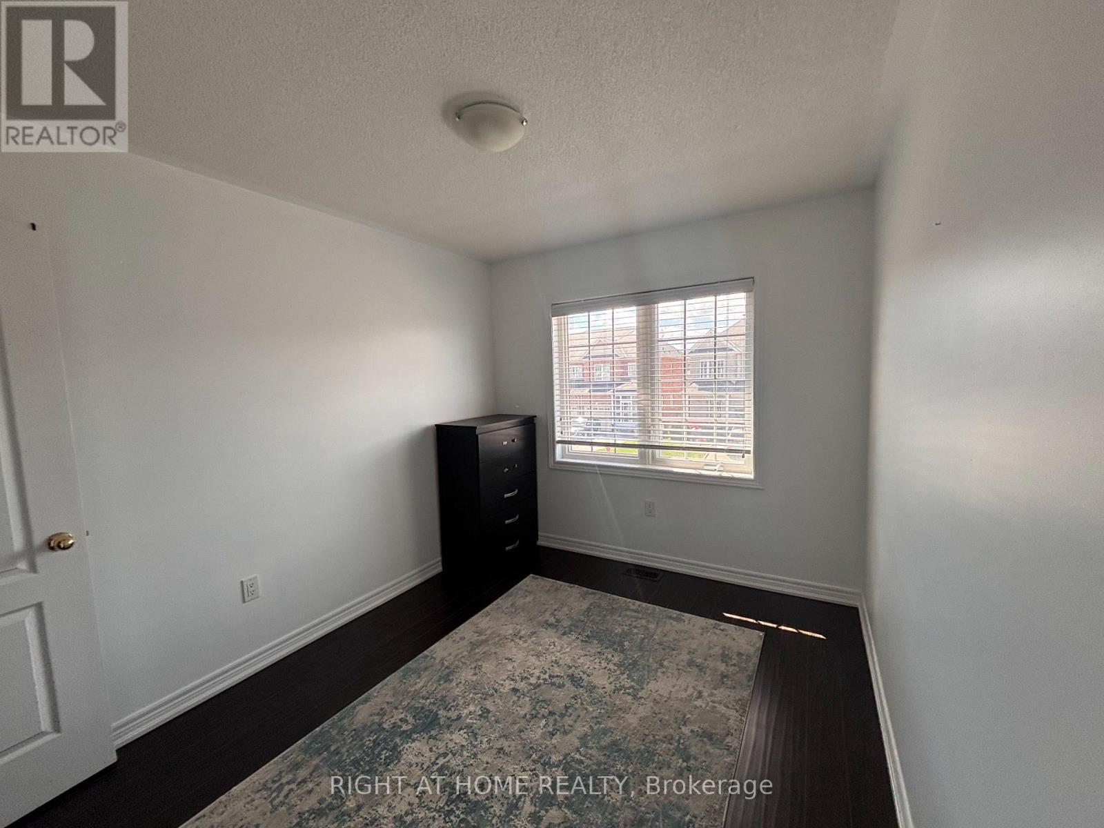 18 Luisa Street, Bradford West Gwillimbury (Bradford), Ontario  L3Z 0P2 - Photo 18 - N13111146