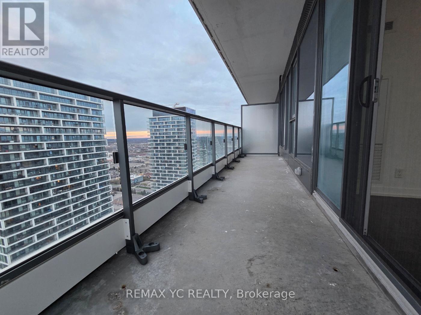 5810 - 5 Buttermill Avenue, Vaughan, Ontario  L4K 0J5 - Photo 15 - N13111204