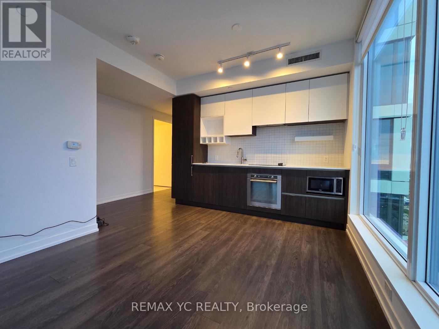 5810 - 5 Buttermill Avenue, Vaughan, Ontario  L4K 0J5 - Photo 7 - N13111204