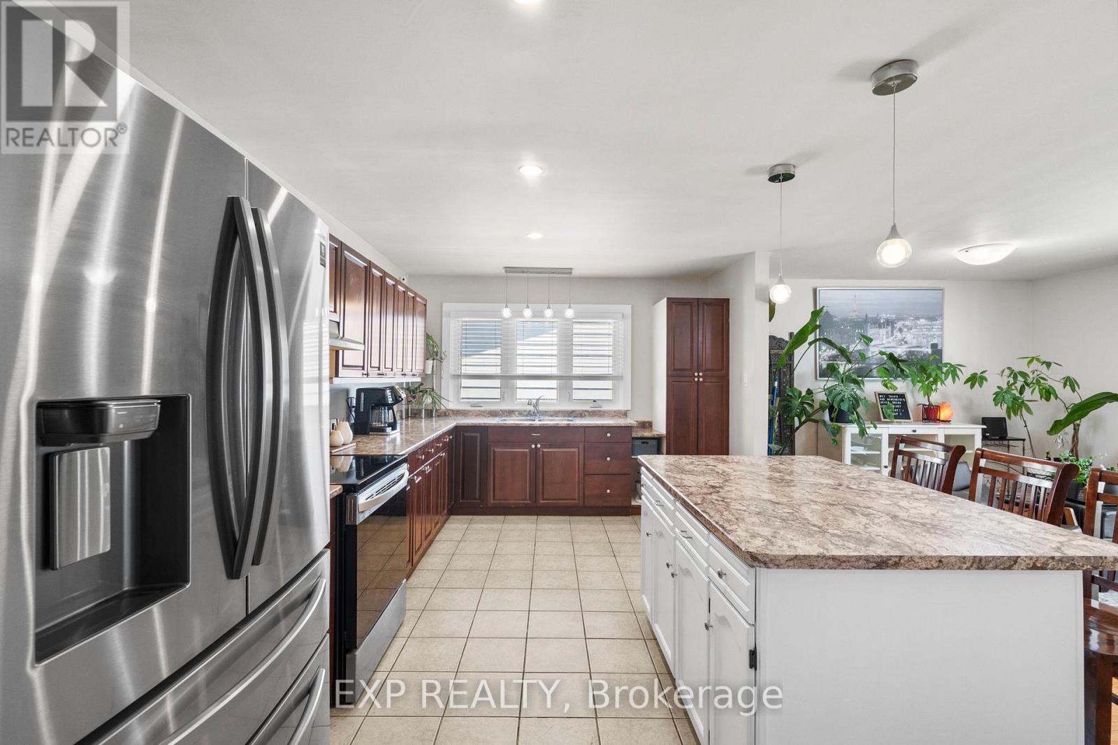 386 May Street, Brock (Beaverton), Ontario  L0K 1A0 - Photo 5 - N13111228