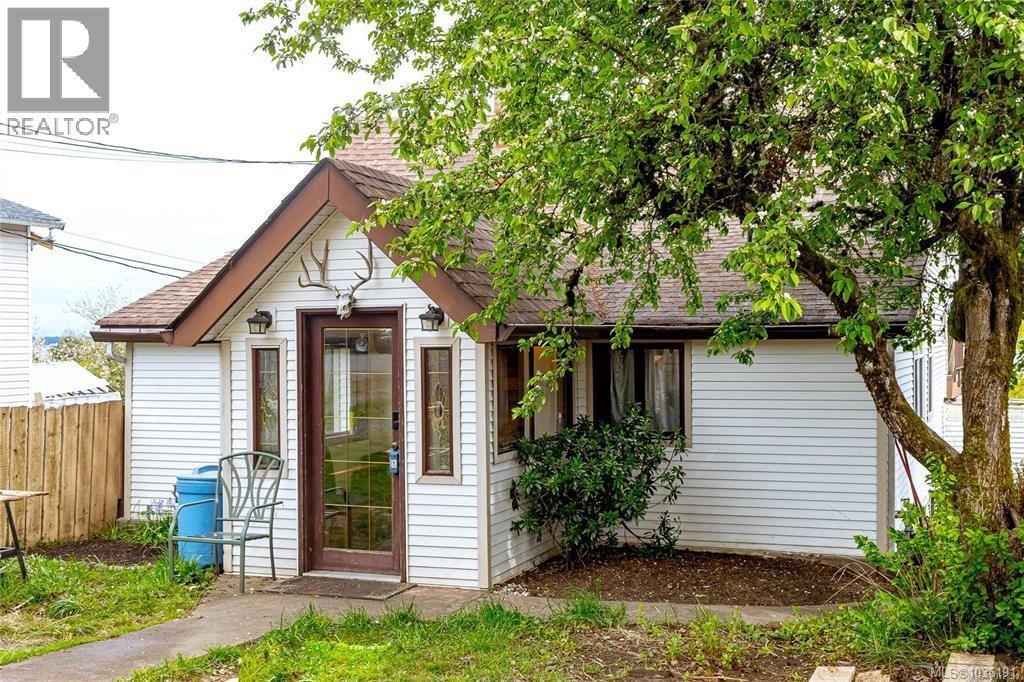 451 Irwin St, Nanaimo, British Columbia  V9R 4X9 - Photo 1 - 1036191