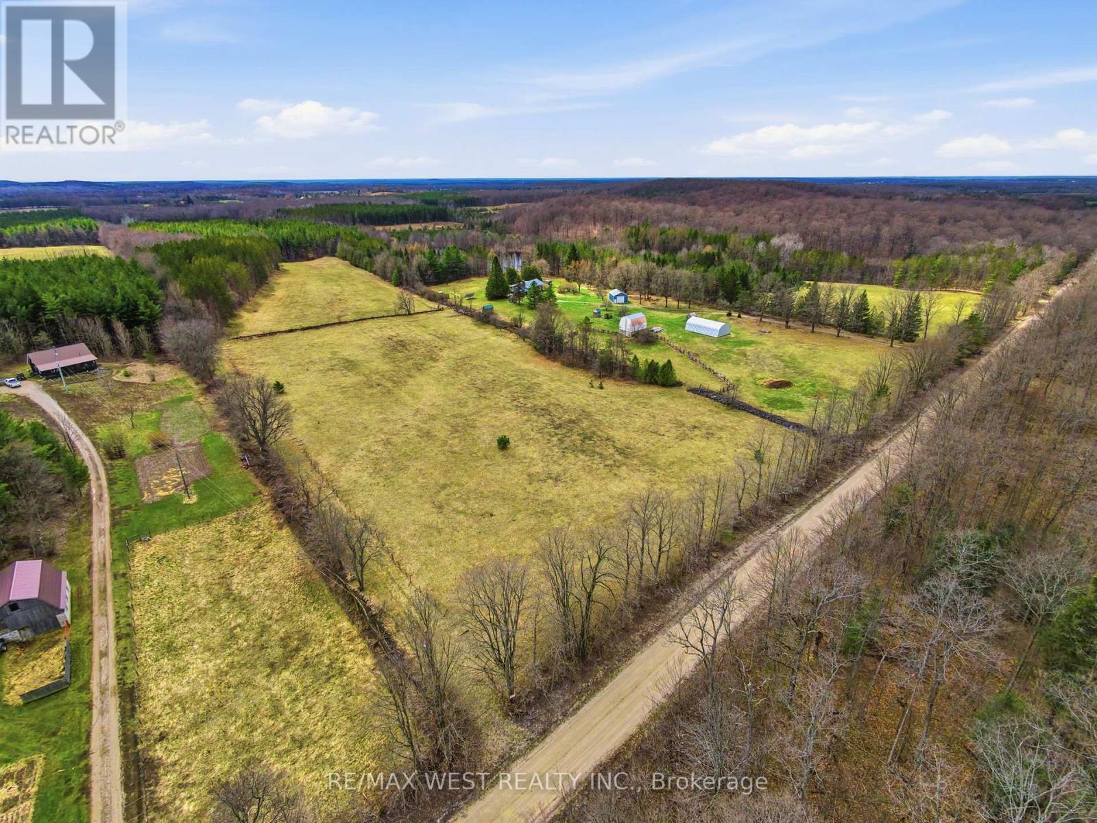 542310 Concession 14 Road, West Grey, Ontario  N0G 1R0 - Photo 21 - X12993540