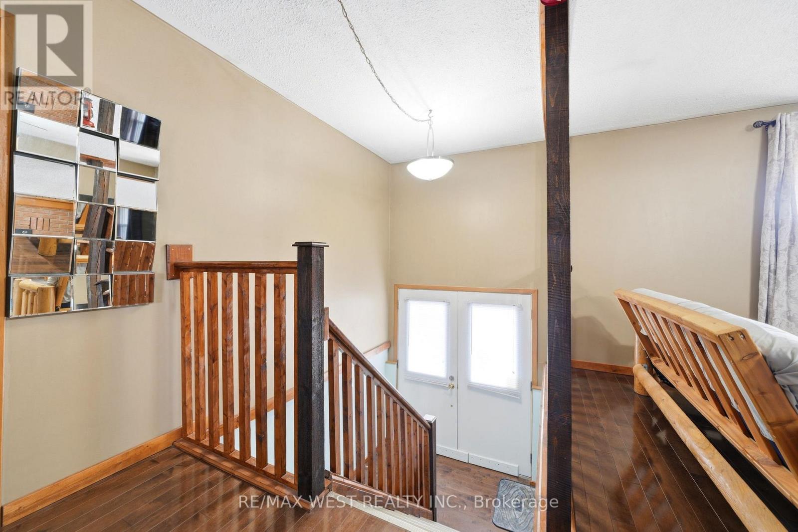 542310 Concession 14 Road, West Grey, Ontario  N0G 1R0 - Photo 4 - X12993540