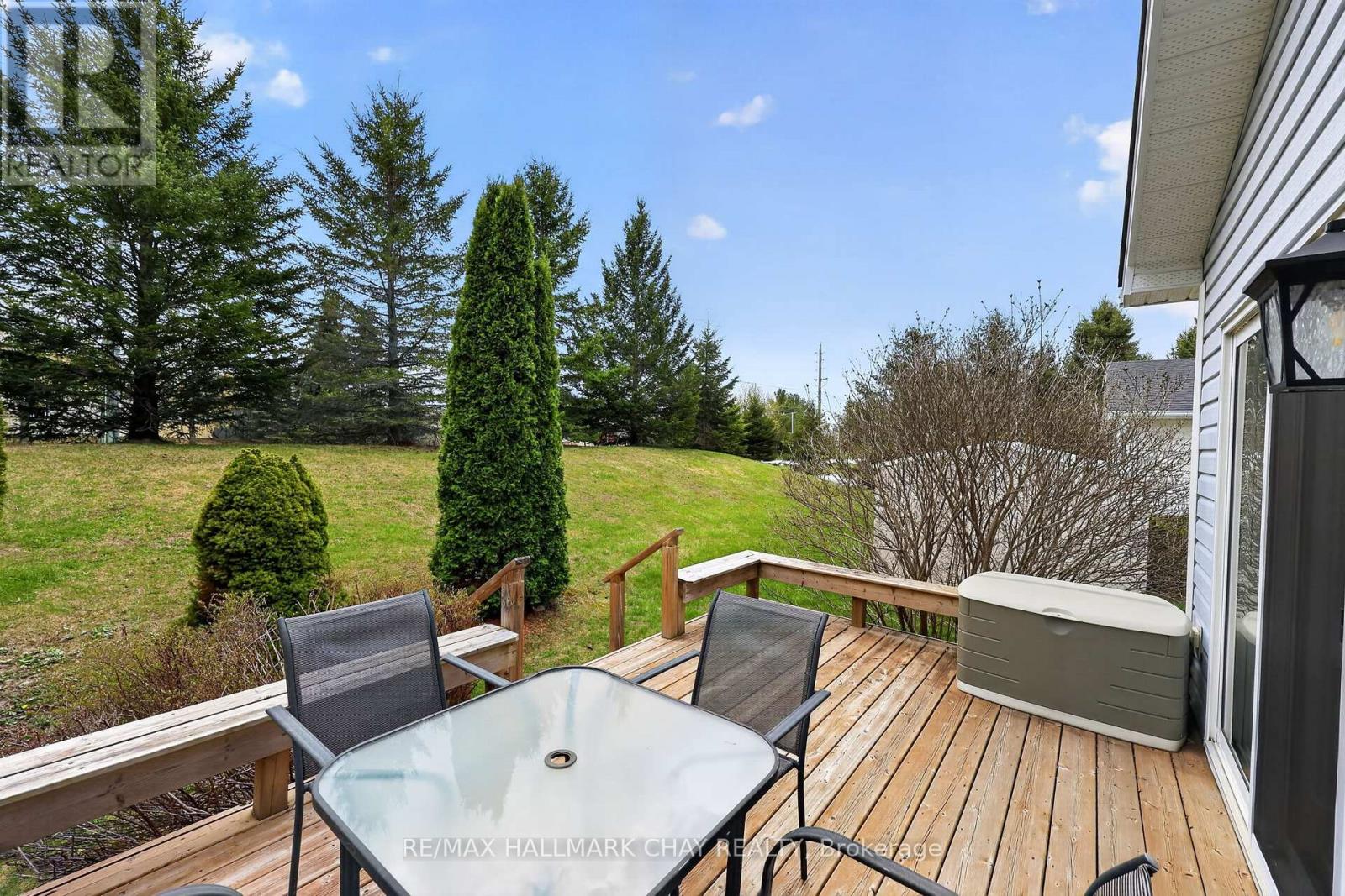 65 Pennsylvania Avenue, Wasaga Beach, Ontario  L9Z 3A8 - Photo 25 - S13111100