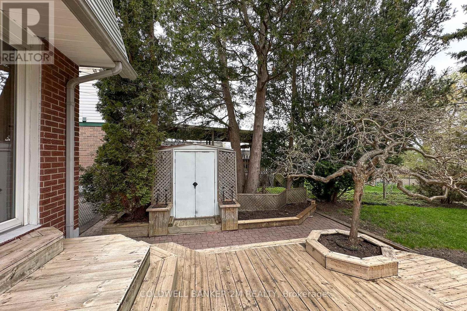 315 Durham Court, Oshawa, Ontario  L1J 5R5 - Photo 25 - E13110432