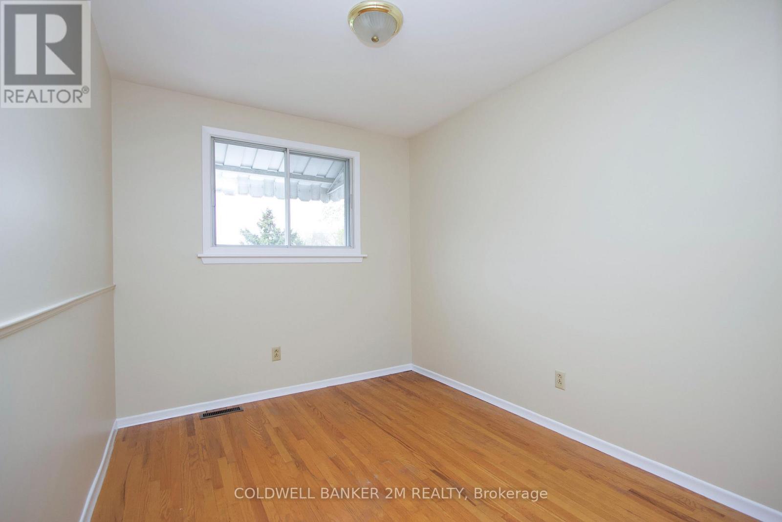 315 Durham Court, Oshawa, Ontario  L1J 5R5 - Photo 19 - E13110432