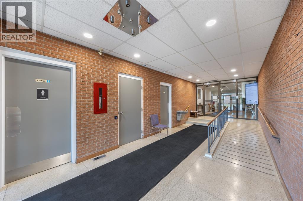 2109 London Line Unit# 23, Sarnia, Ontario  N7T 7H2 - Photo 6 - 26010373