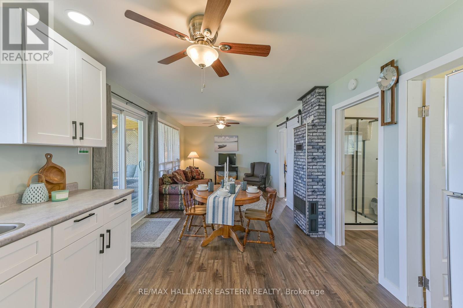 1095 Island View Drive, Otonabee-South Monaghan, Ontario  K0L 1B0 - Photo 12 - X13110636