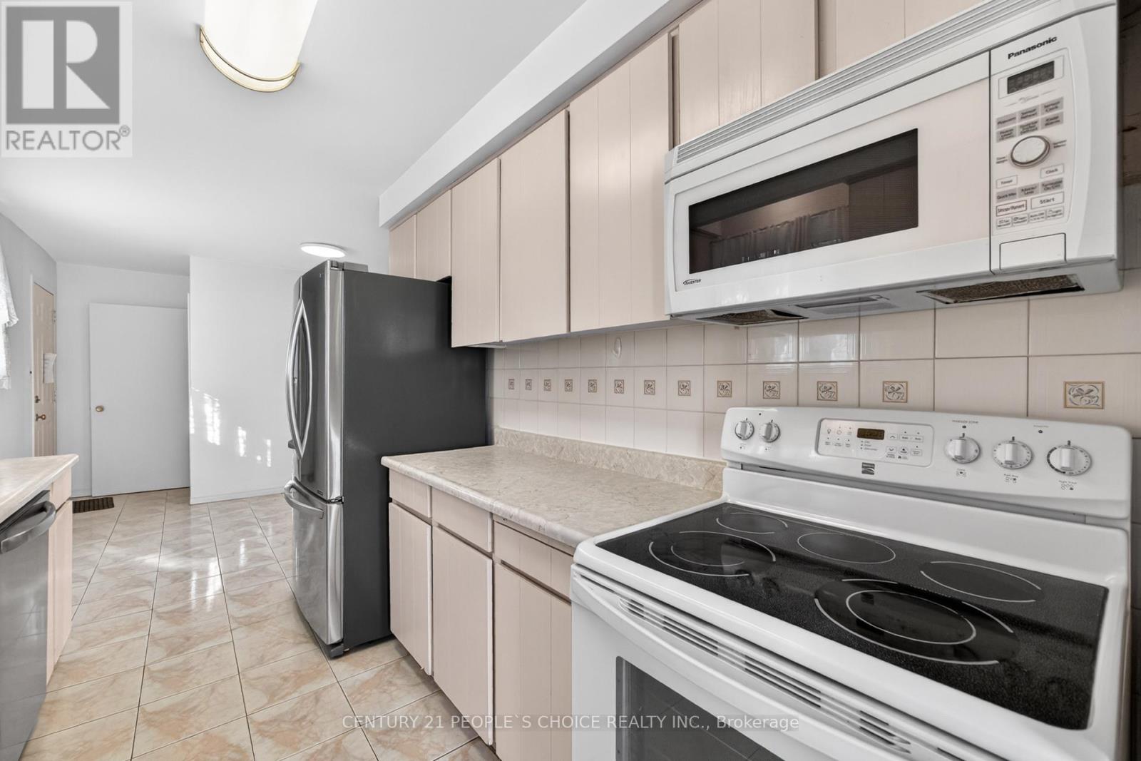 3404 Monica Drive, Mississauga, Ontario  L4T 3E7 - Photo 14 - W13110958