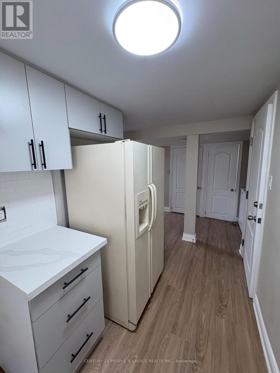 3404 Monica Drive, Mississauga, Ontario  L4T 3E7 - Photo 35 - W13110958