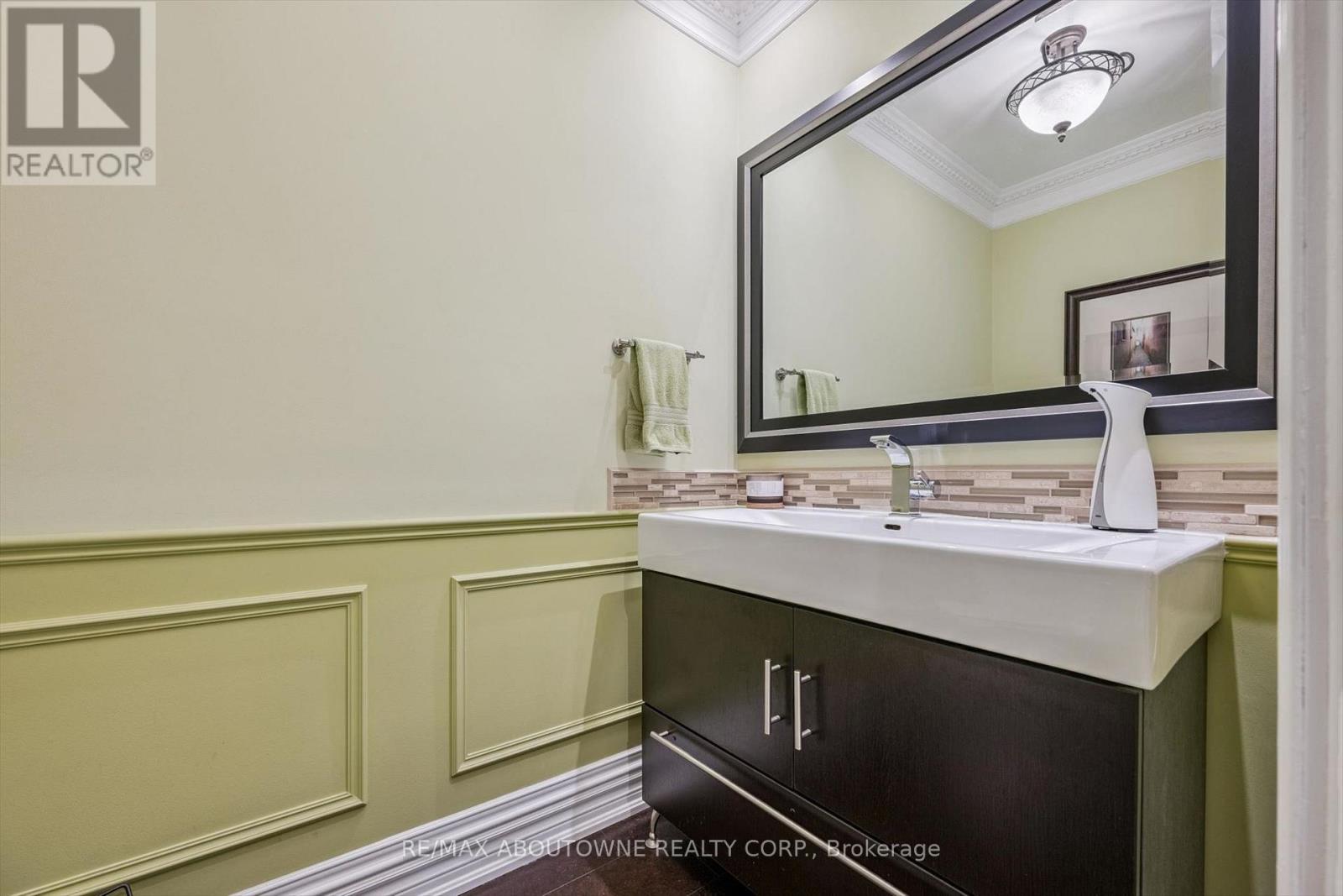 154 Howell Road, Oakville, Ontario  L6H 5Z2 - Photo 18 - W13110996