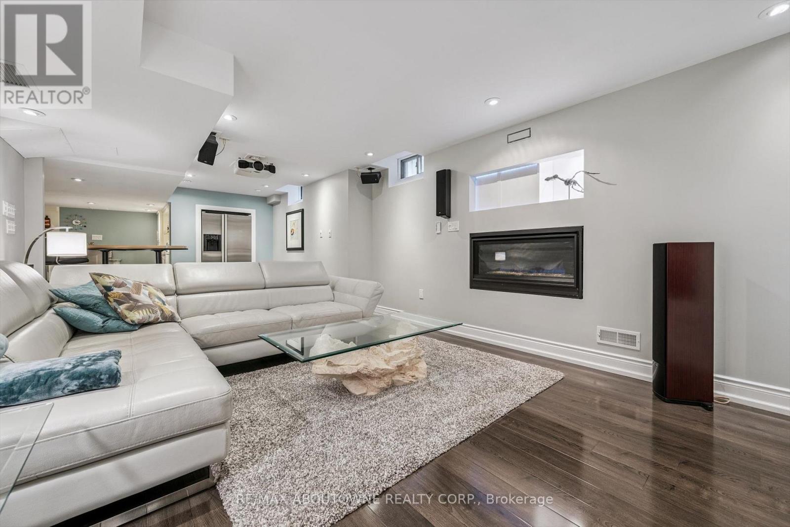 154 Howell Road, Oakville, Ontario  L6H 5Z2 - Photo 35 - W13110996