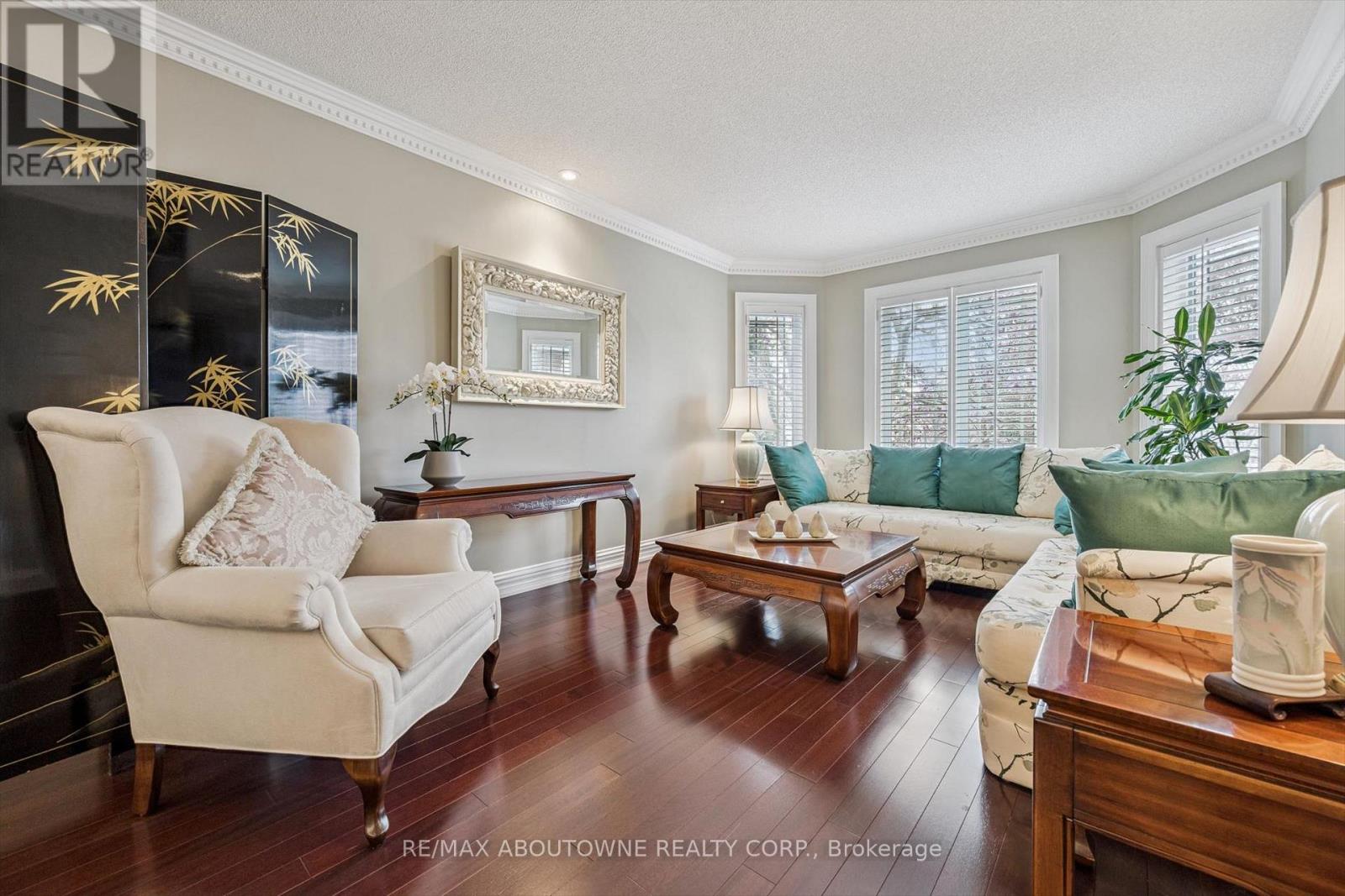 154 Howell Road, Oakville, Ontario  L6H 5Z2 - Photo 5 - W13110996
