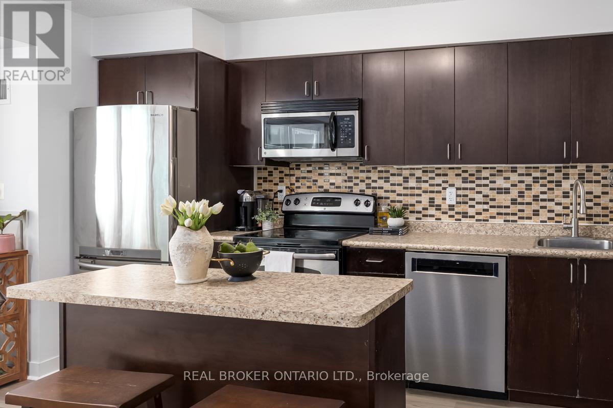 1214 - 155 Legion Road N, Toronto, Ontario  M8Y 0A7 - Photo 14 - W13111036