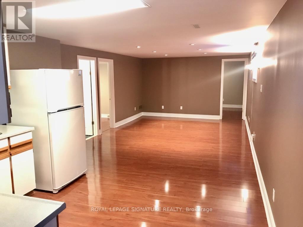 Lower - 2667 Sherhill Drive, Mississauga, Ontario  L5J 3Z2 - Photo 3 - W13111046