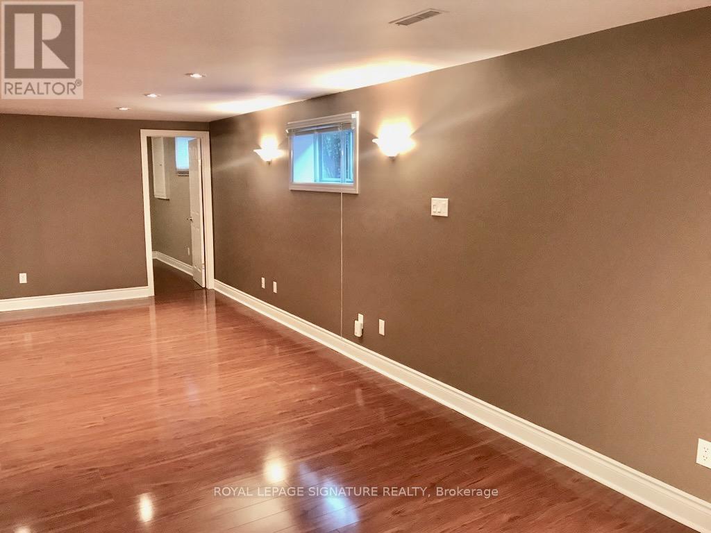 Lower - 2667 Sherhill Drive, Mississauga, Ontario  L5J 3Z2 - Photo 4 - W13111046