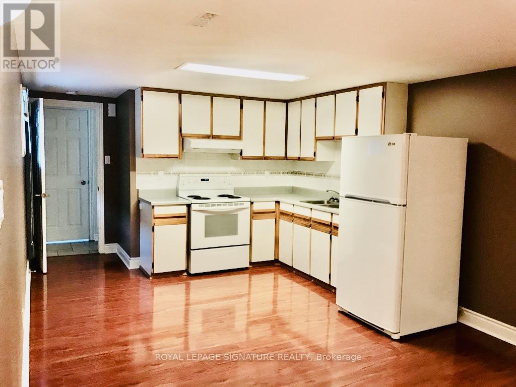 Lower - 2667 Sherhill Drive, Mississauga, Ontario  L5J 3Z2 - Photo 7 - W13111046