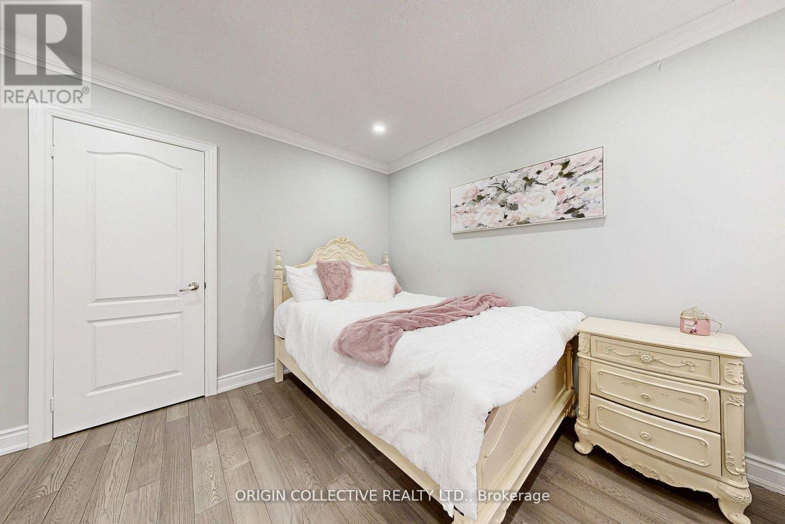 5122 Timber Mill Court, Mississauga, Ontario  L5V 2B8 - Photo 25 - W13111084