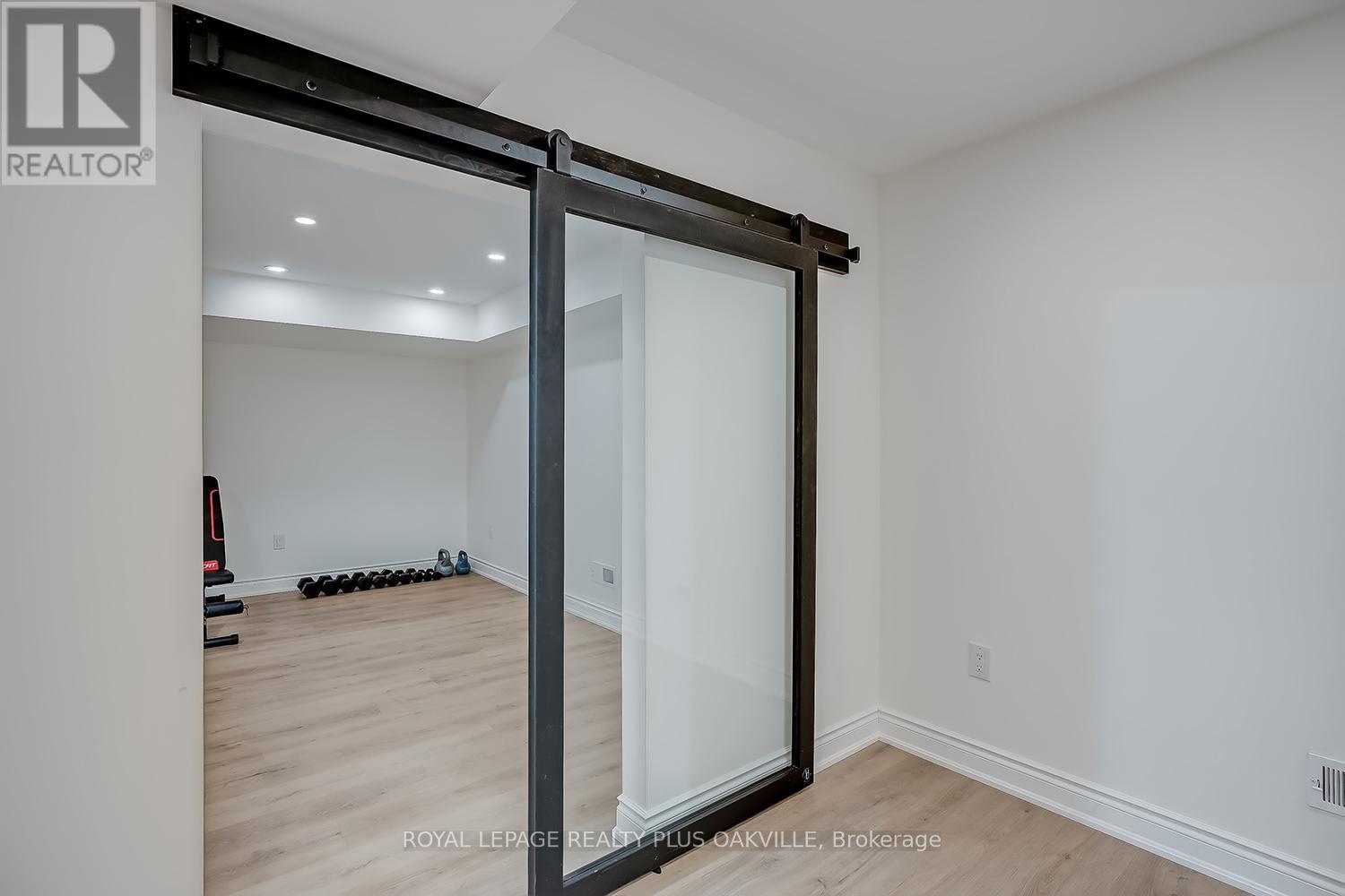 3339 Skipton Lane, Oakville, Ontario  L6M 0K3 - Photo 40 - W13111170